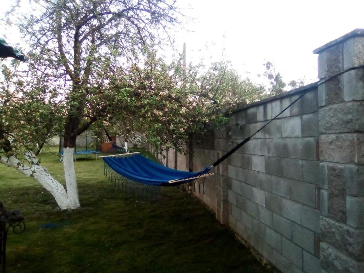 Fermerska Hata Dubno Esterno foto