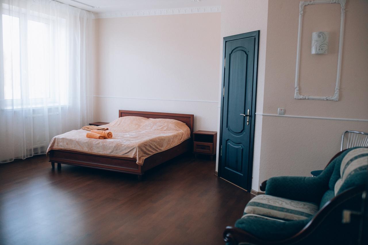 Fermerska Hata Dubno Esterno foto