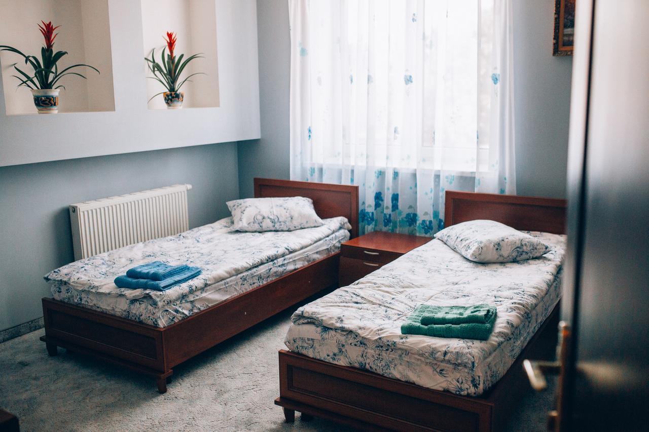 Fermerska Hata Dubno Esterno foto