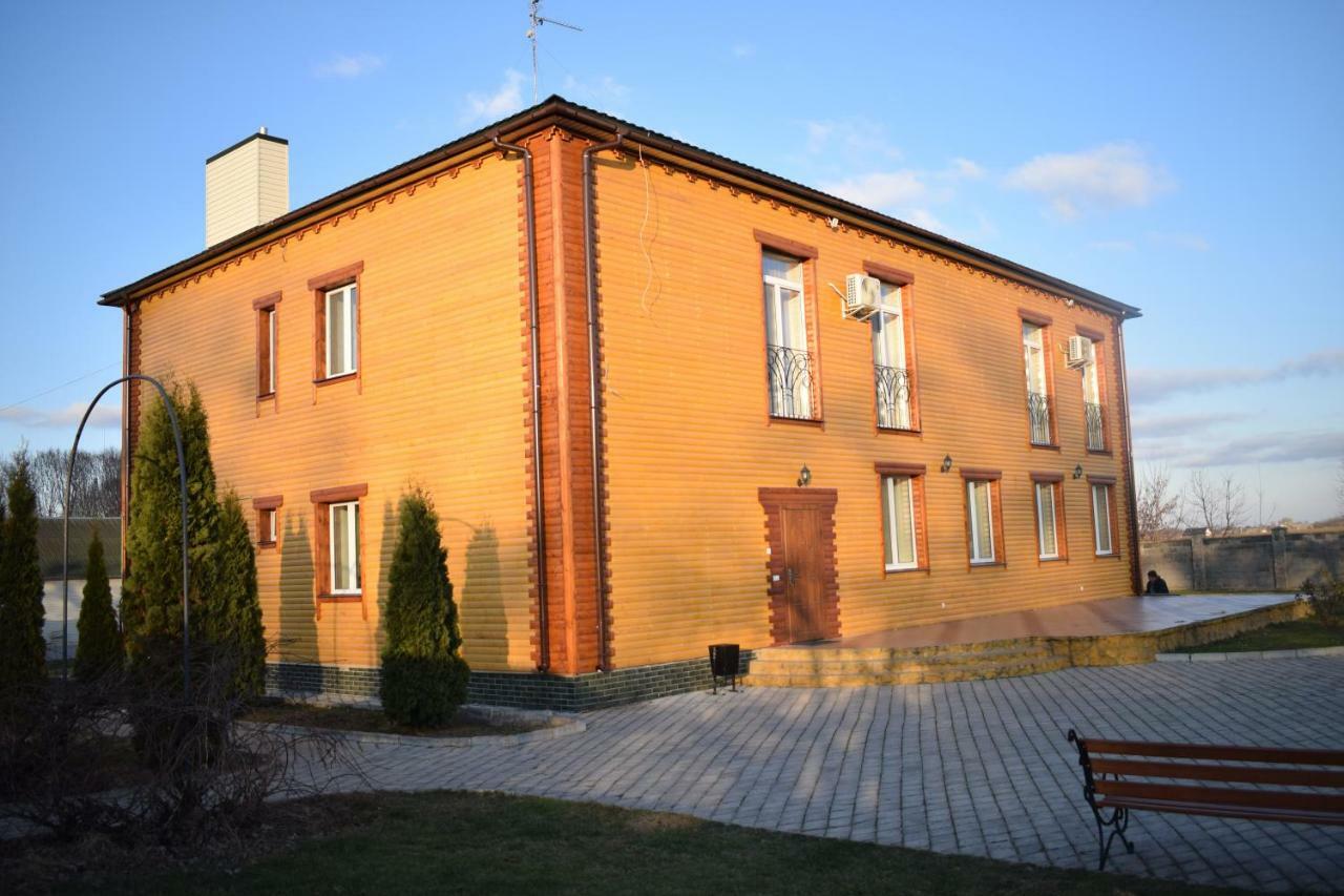 Fermerska Hata Dubno Esterno foto